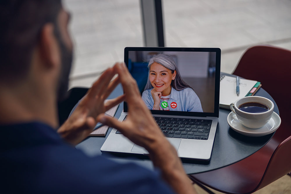 Can Long Distance Relationships Work?